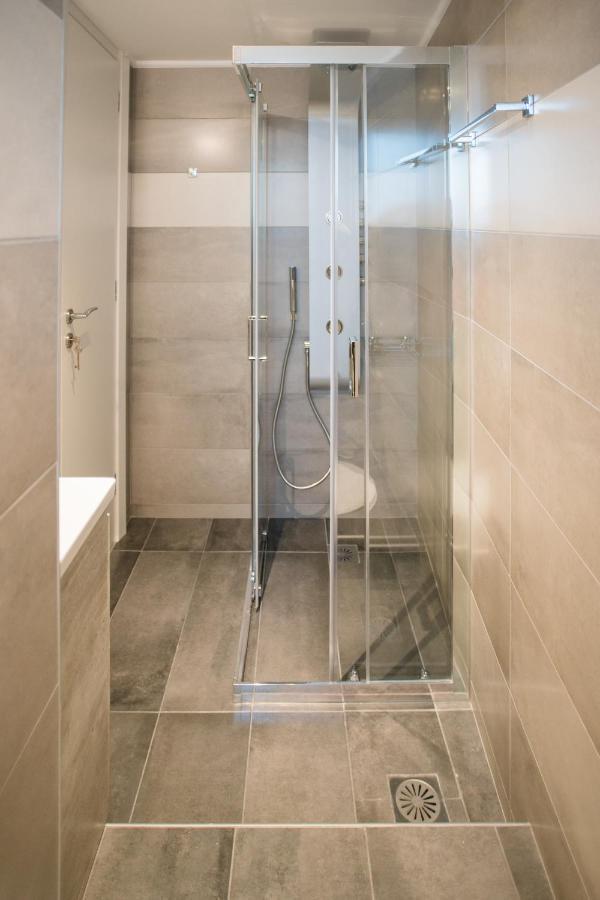 Athenian Living Suites Экстерьер фото